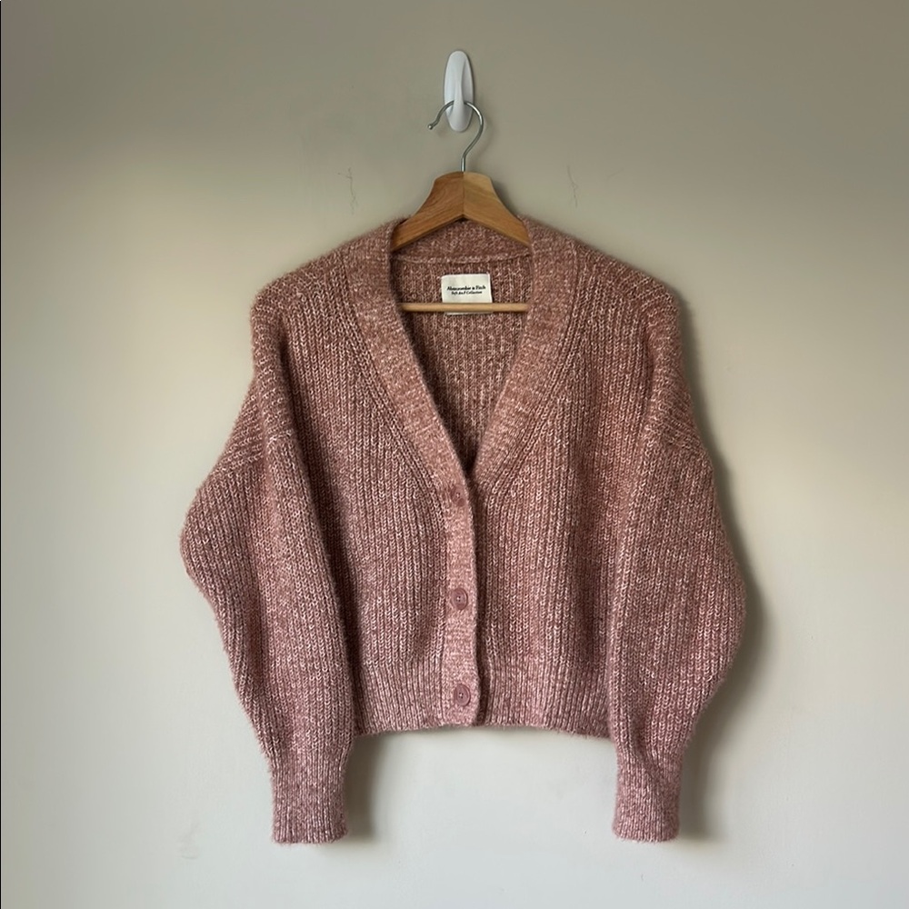 Abercrombie & Fitch Pink Cardigan Sweater XS